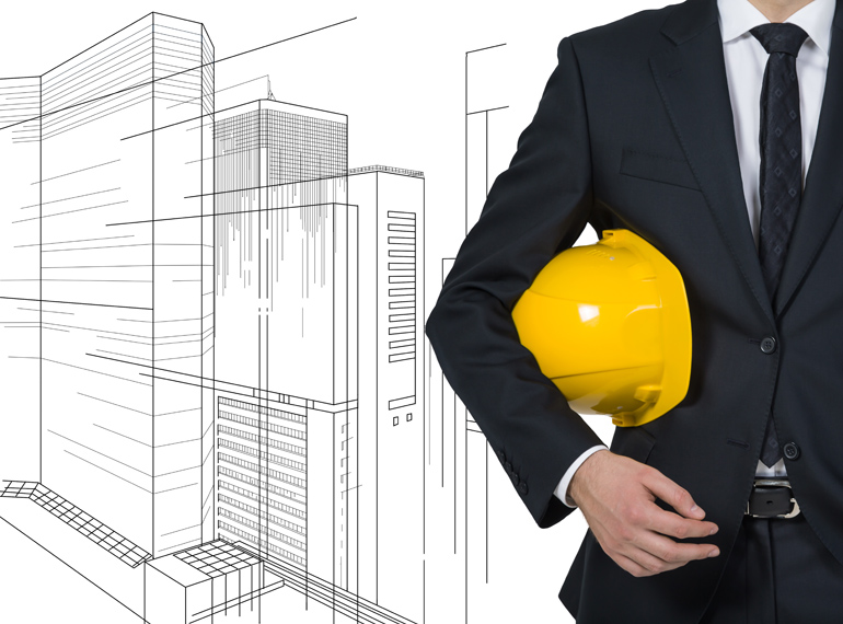 Projektsteuerung, Geschäftmann mit Helm und Bauplan